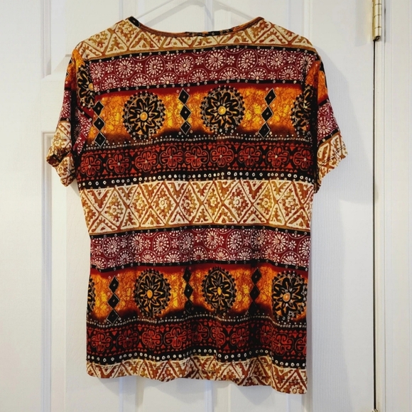 African style large blouse. - Picture 2 of 3